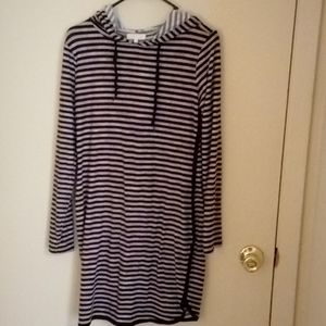 Long sleeve black and grey hooded dress